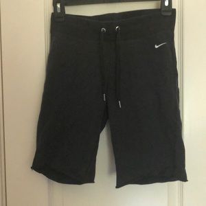 trendy nike draw string shorts